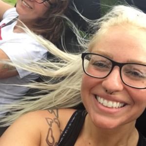 Meet your Posher, Ivcxicxzi